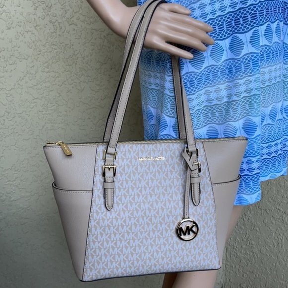 Michael Kors Charlotte Large Top Zip Tote - Picture 5 of 16